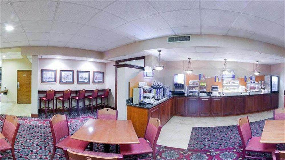 Holiday Inn Express Easton By Ihg Exterior foto