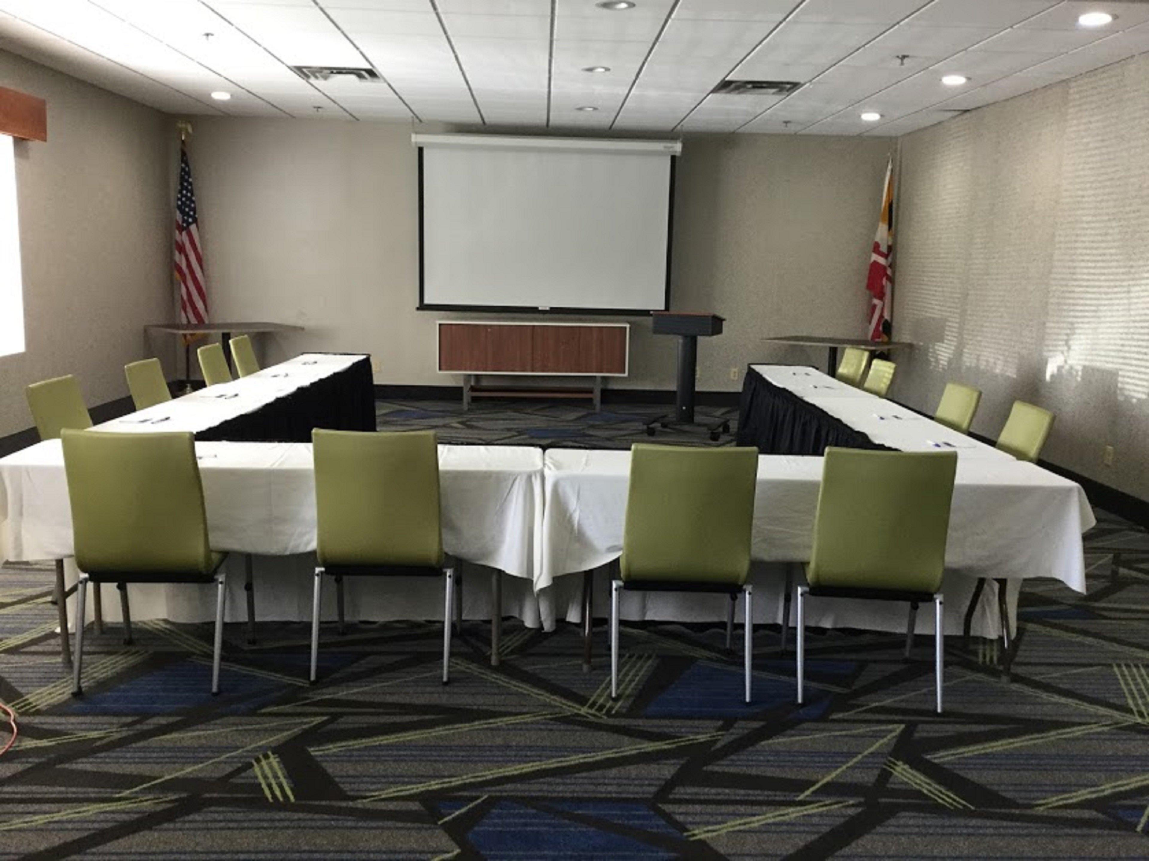 Holiday Inn Express Easton By Ihg Exterior foto